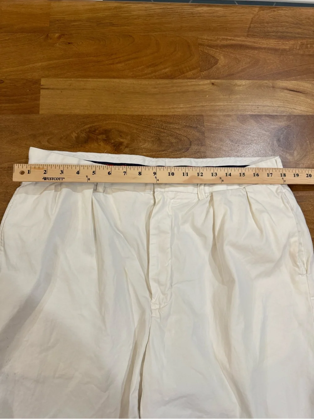 Polo Golf Men's Pleated Cream Cotton Shorts
